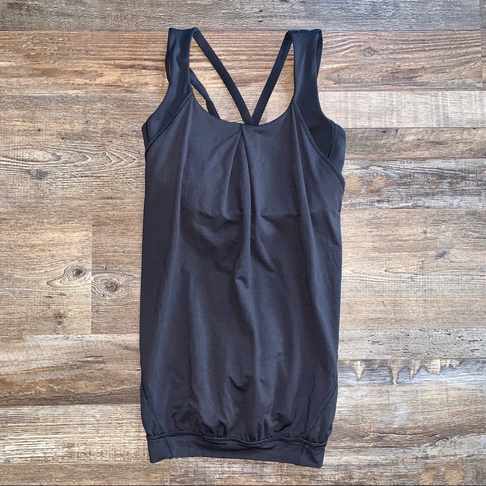 Lululemon tank